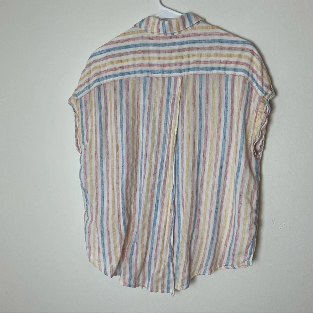 Lucky Brand Split Back Striped Button Front Lightweight Top - Picture 12 of 15